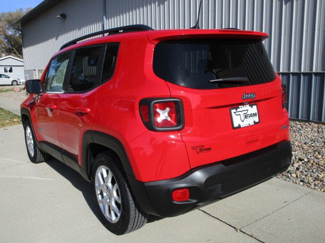 Used 2020 Jeep Renegade Latitude FWD image 5