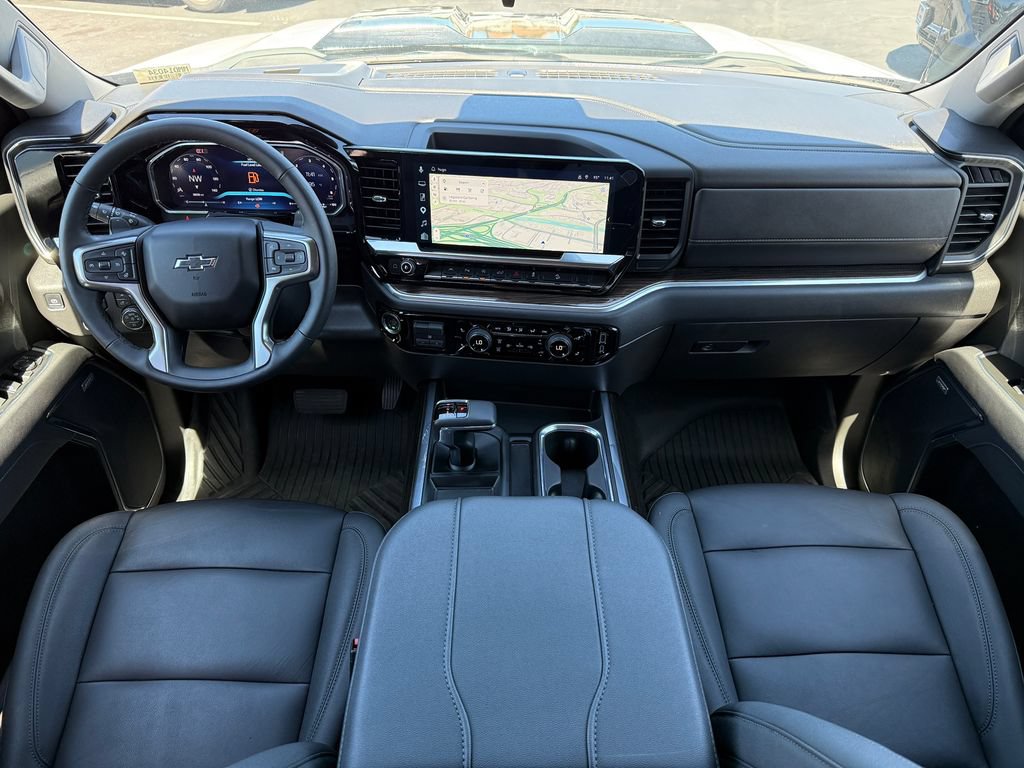 Used 2026 Chevrolet Silverado 1500 LT Trail Boss w/ LT Trail Boss Premium Package AWD/4WD image 21