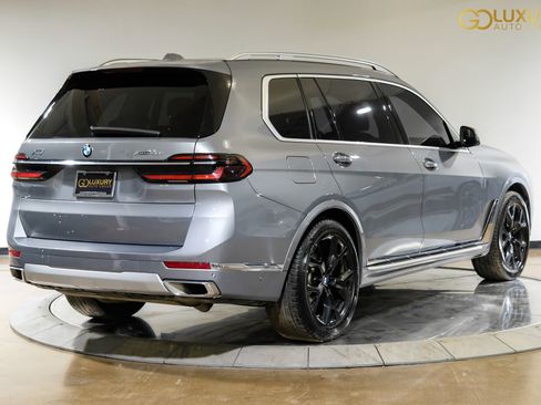 Used 2025 BMW X7 xDrive40i AWD/4WD image 9