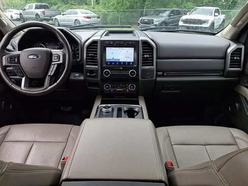 Certified 2020 Ford Expedition XLT w/ Equipment Group 202A AWD/4WD image 18