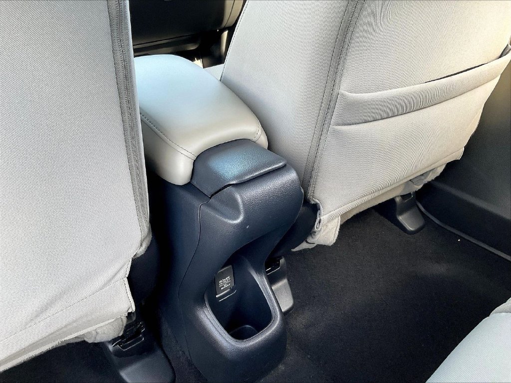 Used 2021 Honda HR-V EX image 11