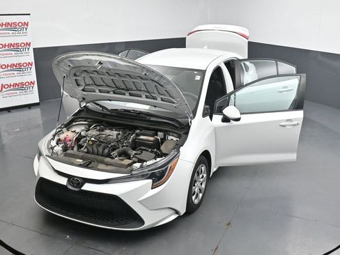 Used 2022 Toyota Corolla LE FWD image 26