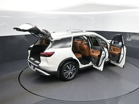 Certified 2023 INFINITI QX60 Sensory w/ Vision Package AWD/4WD image 45