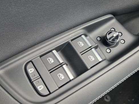 New 2026 Audi Q7 3.0T Premium Plus AWD/4WD image 13