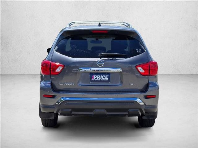 Used 2017 Nissan Pathfinder SL FWD image 6