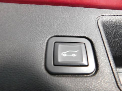 Used 2019 GMC Terrain Denali w/ Advanced Safety Package FWD image 7