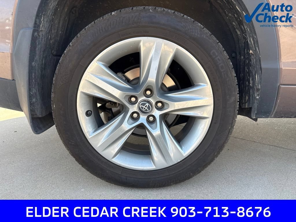 Used 2017 Toyota Highlander Limited FWD image 10
