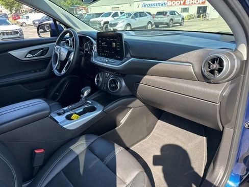 Used 2023 Chevrolet Blazer LT AWD/4WD image 26