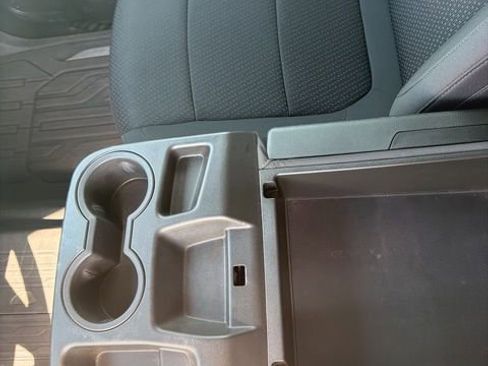 Used 2022 GMC Sierra 3500 Pro w/ Convenience Package image 14