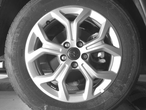 Used 2025 Jeep Compass Latitude image 15