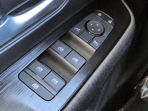 Certified 2026 Nissan Kicks SV FWD image 22