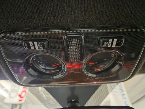 Used 2015 FIAT 500 Sport image 28