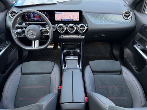 Certified 2024 Mercedes-Benz GLA 250 image 12