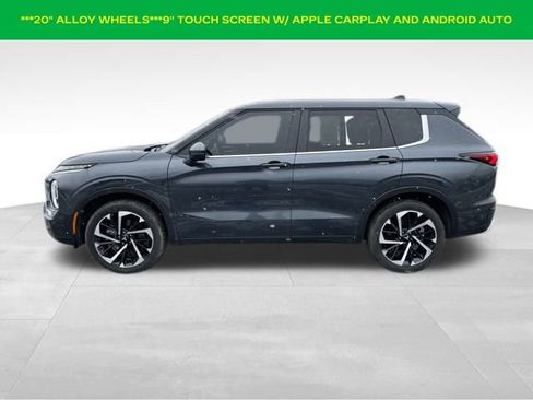 Used 2024 Mitsubishi Outlander SE Black Edition image 6