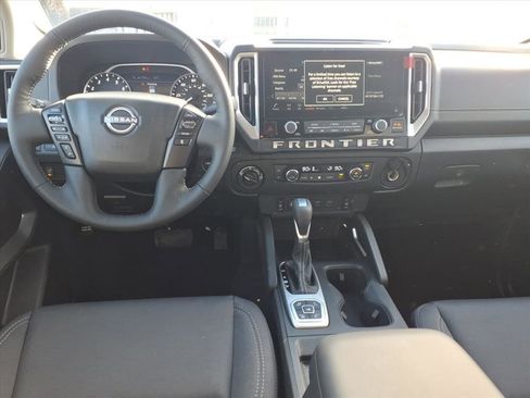 New 2026 Nissan Frontier SV image 9