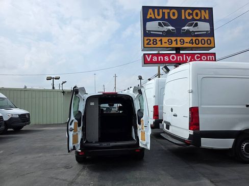 Used 2022 Ford Transit Connect XL FWD image 15