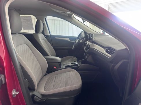 Used 2022 Ford Escape SE w/ SE Sport Appearance Package FWD image 10