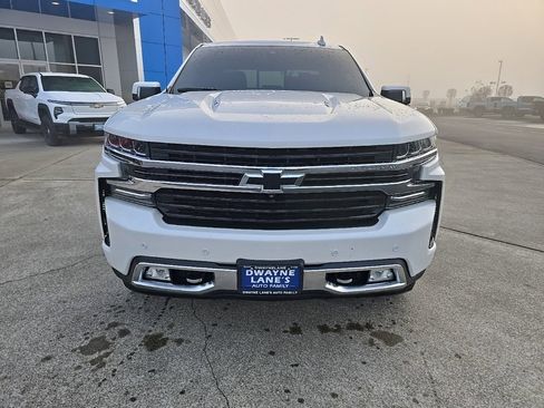 Used 2020 Chevrolet Silverado 1500 High Country image 9