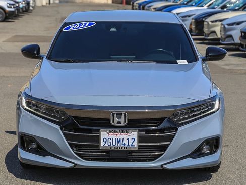 Used 2021 Honda Accord Sport image 2