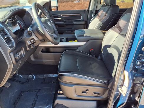 Used 2024 RAM 2500 Laramie image 25