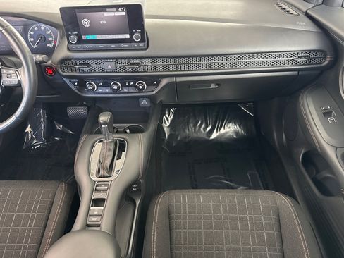 Certified 2024 Honda HR-V Sport image 30