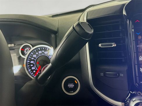 New 2025 RAM 2500 Big Horn image 12