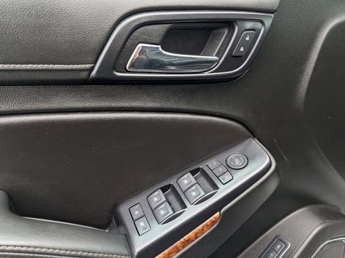 Used 2019 Chevrolet Tahoe Premier image 36