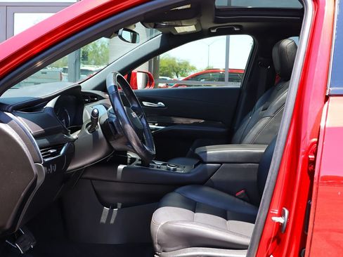 Used 2020 Cadillac XT4 Sport FWD image 36