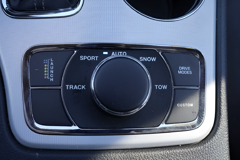 Used 2020 Jeep Grand Cherokee SRT AWD/4WD image 35