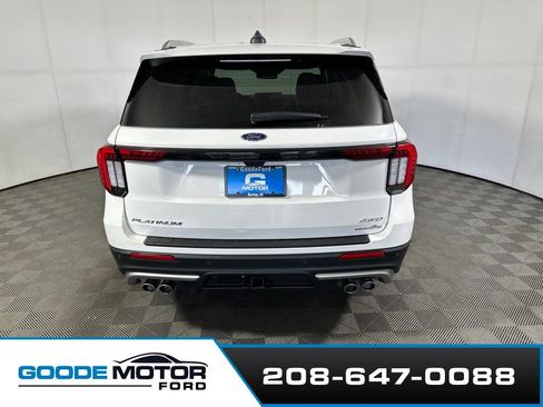 Used 2025 Ford Explorer Platinum w/ Ultimate Package AWD/4WD image 6