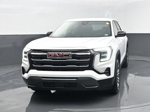 Used 2025 GMC Terrain Elevation AWD/4WD image 24