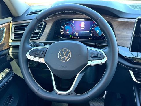 New 2026 Volkswagen Atlas SE image 19