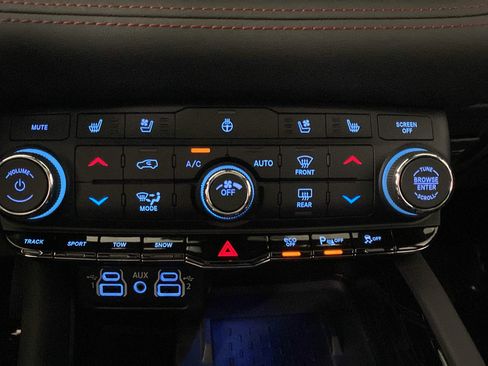 Used 2026 Dodge Durango GT w/ Tow 'N Go Package AWD/4WD image 20