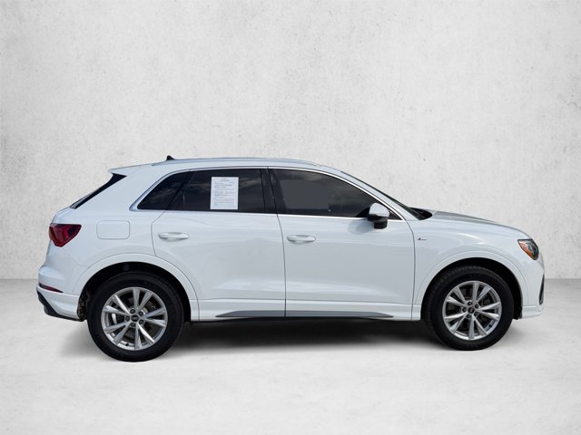Used 2022 Audi Q3 2.0T Premium AWD/4WD image 4