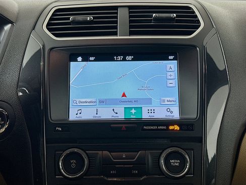 Used 2017 Ford Explorer XLT w/ Equipment Group 202A image 22