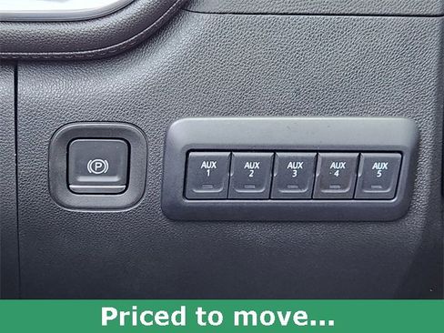 Certified 2022 Chevrolet Silverado 2500 LTZ image 18