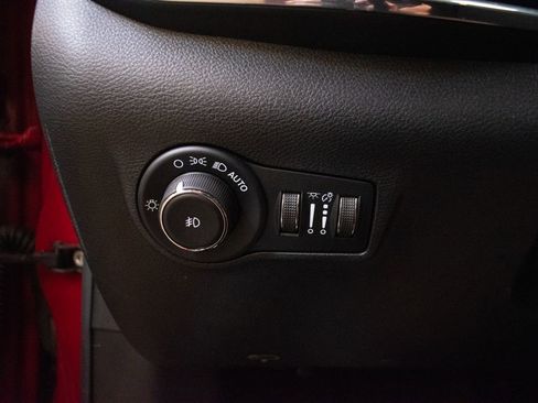 Used 2022 Jeep Compass Limited w/ (RED) Package AWD/4WD image 19