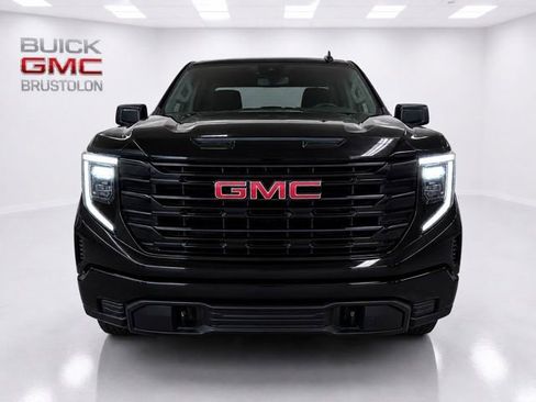 Used 2024 GMC Sierra 1500 Pro w/ Graphite Edition AWD/4WD image 3