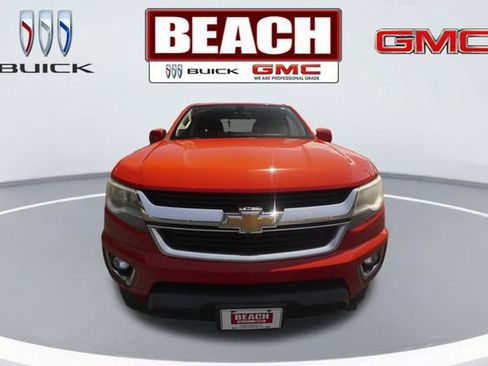 Used 2019 Chevrolet Colorado LT w/ LT Convenience Package RWD image 8
