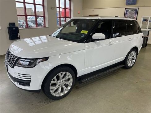 Used 2018 Land Rover Range Rover Supercharged image 3