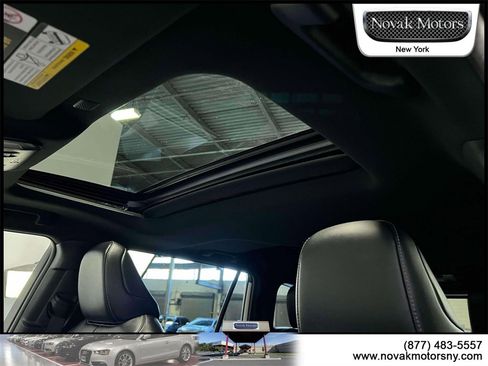 Used 2022 Toyota Highlander XSE image 22