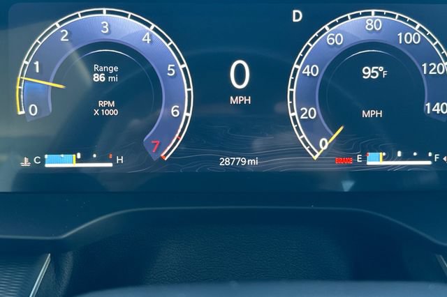 Certified 2023 Jeep Grand Cherokee Laredo RWD image 27