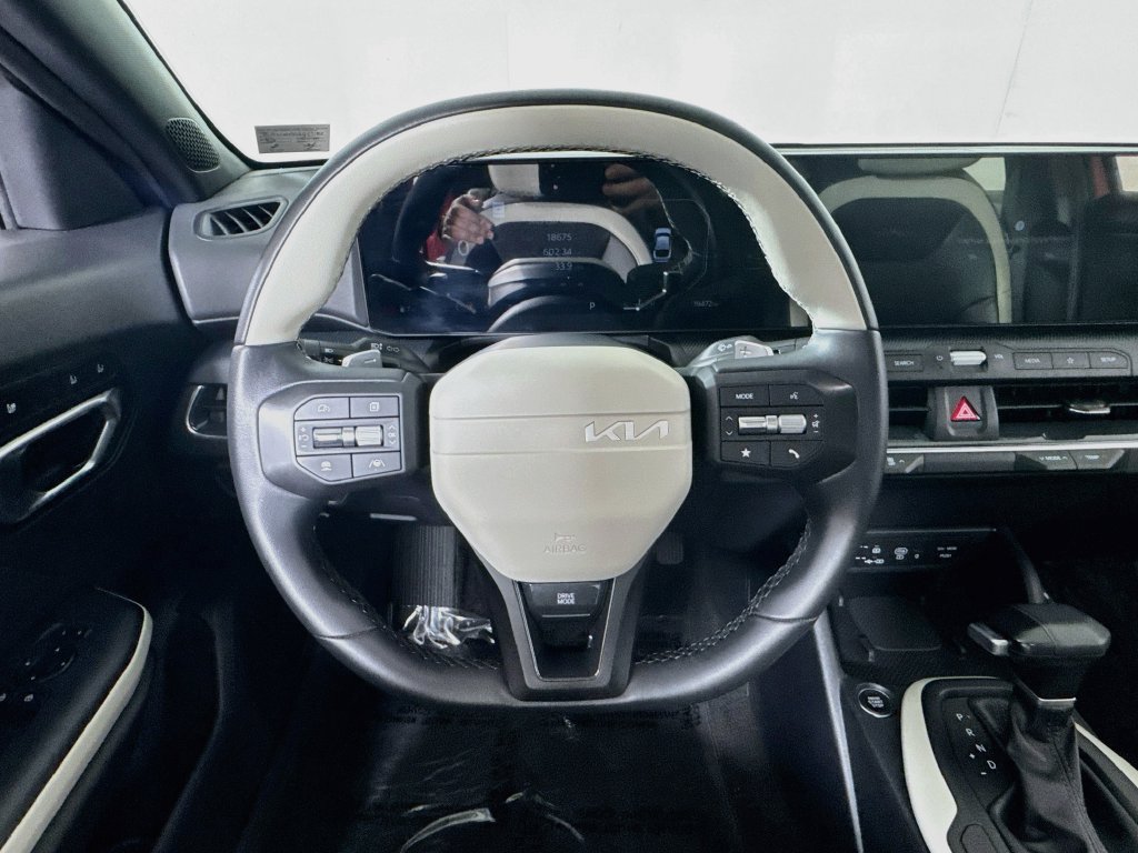 Used 2025 Kia K4 GT-Line w/ GT-Line Premium Package FWD image 11