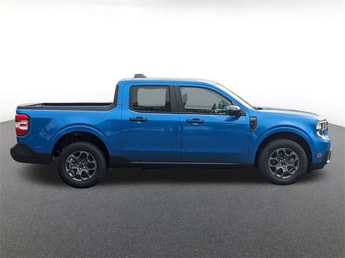 New 2025 Ford Maverick XLT w/ XLT Luxury Package image 2