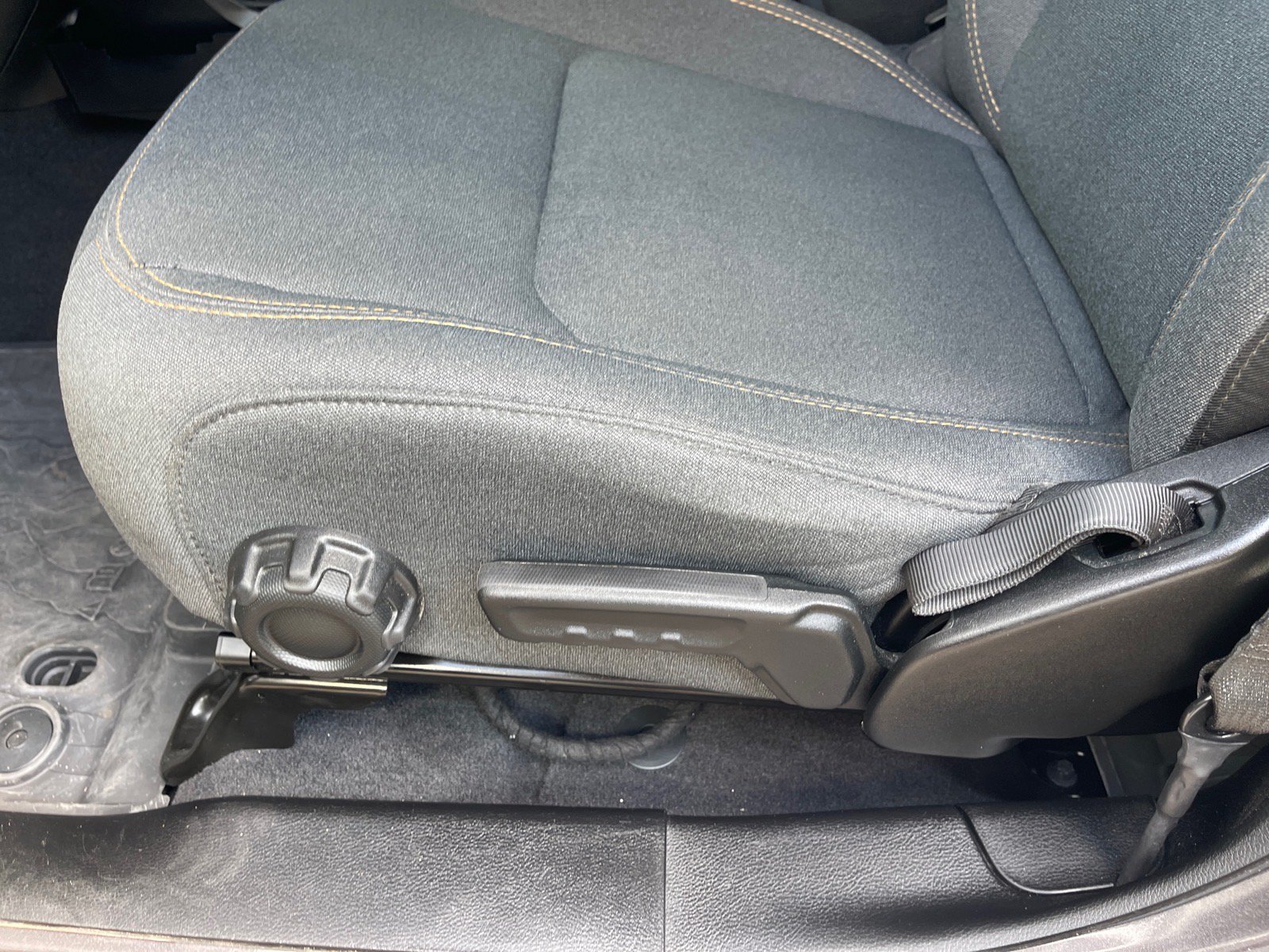Used 2025 Jeep Wrangler Unlimited Sport S 4xe AWD/4WD image 9
