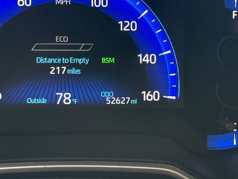 Used 2021 Toyota Corolla XSE image 28