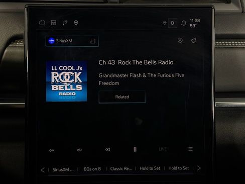 Used 2025 GMC Terrain Elevation image 18