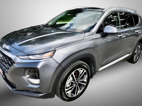 Used 2019 Hyundai Santa Fe FWD image 3