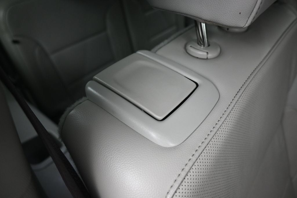 Used 2020 GMC Acadia SLT w/ Trailering Package FWD image 50
