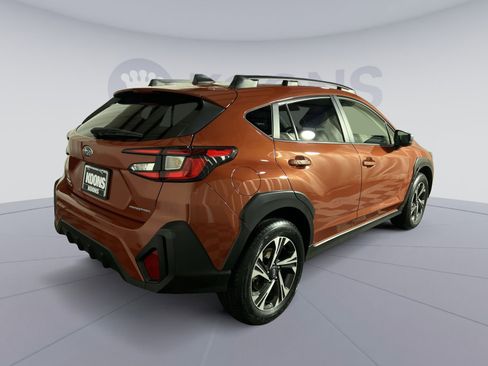 Used 2024 Subaru Crosstrek 2.0i Premium AWD/4WD image 16